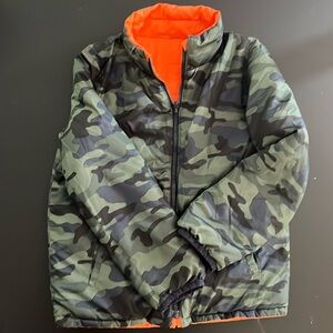 Gap fully reversible puffer coat with pockets